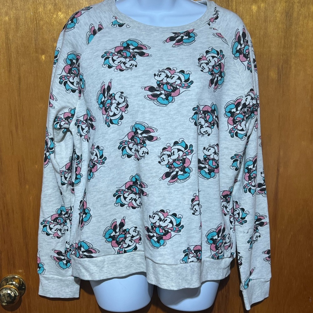 Disney Sweatshirt Style Lightweight Top Size Large